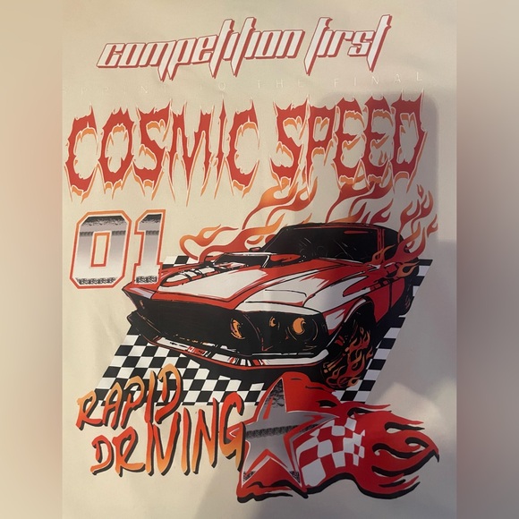 T-Shirt - Picture 4 of 4